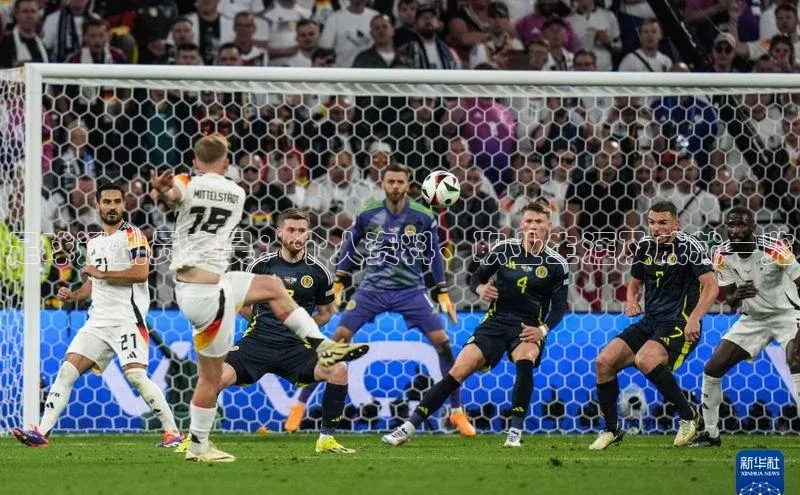 k1体育最新网站每日互动足球运动员李昊：个人资料、职业生涯及成就一览